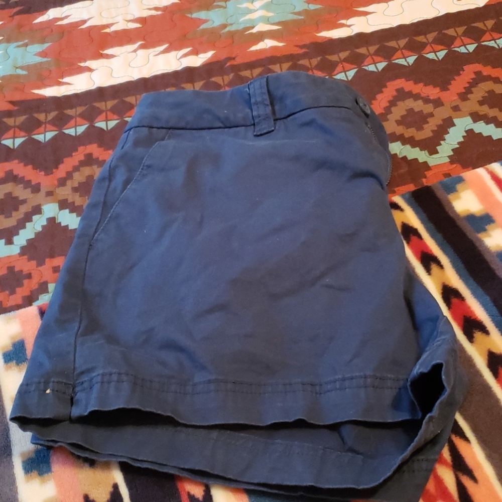 Shorts - Picture 3 of 3